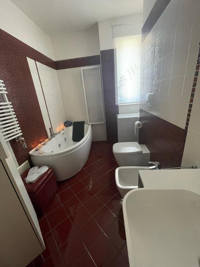 Вілла Mareincasa Dimora Luxury Поліньяно-а-Маре Екстер'єр фото